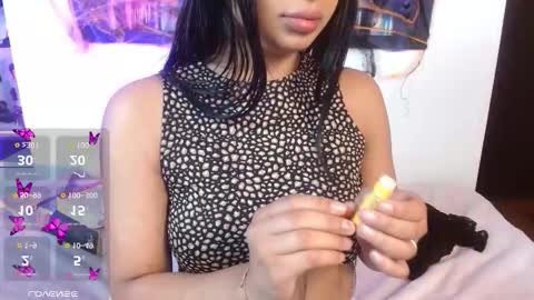 aurelynegp online show from October 15, 11:24 am