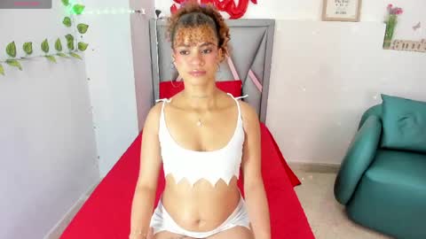 aurora_blackmont online show from April 21, 12:01 pm