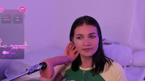 aurora_divine online show from June 23, 3:26 am