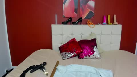 Snapshot of aurora_doll_ chatting on January 25, 12:41 pm AURORA online show from January 25, 12:41 pm