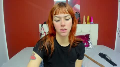Snapshot of aurora_doll_ chatting on December 23, 11:47 am AURORA online show from December 23, 11:47 am