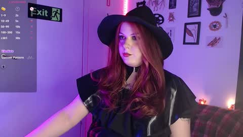 Miss A  Fansly - Auroradomina1 online show from October 30, 7:59 pm