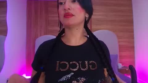 auroraa_miller online show from March 14, 3:07 am