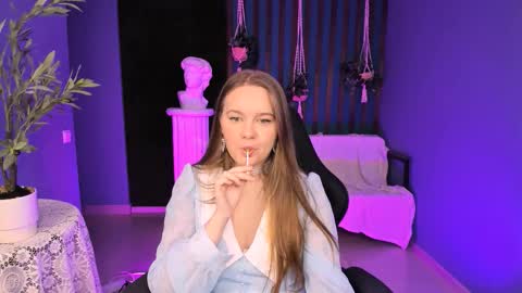 Aurora online show from March 9, 6:38 am