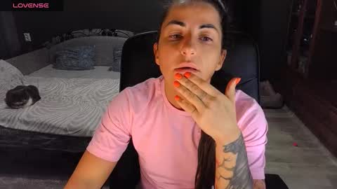 Ava online show from November 11, 6:27 pm