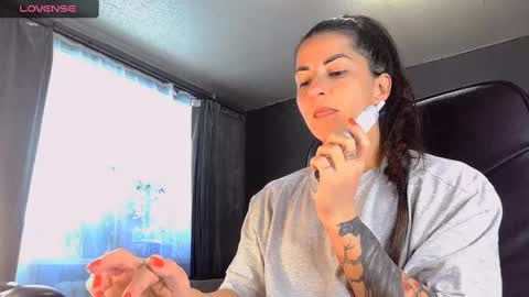 Snapshot of ava__doll chatting on February 26, 10:38 am Ava online show from February 26, 10:38 am