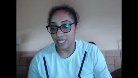 Snapshot of ava_f0xy chatting on October 4, 8:57 pm Ava Jordana online show from October 4, 8:57 pm