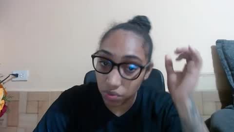 Snapshot of ava_f0xy chatting on October 28, 4:29 am Ava Jordana online show from October 28, 4:29 am