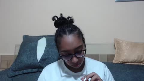 Snapshot of ava_f0xy chatting on March 10, 3:56 am Ava Jordana online show from March 10, 3:56 am