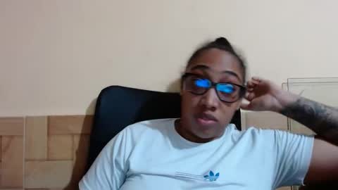 Snapshot of ava_f0xy chatting on November 1, 12:37 am Ava Jordana online show from November 1, 12:37 am