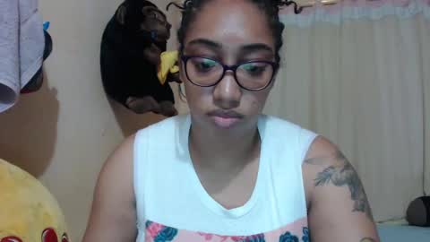 Snapshot of ava_f0xy chatting on January 3, 11:12 pm Ava Jordana online show from January 3, 11:12 pm