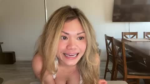 Little Ava  online show from July 1, 9:36 pm