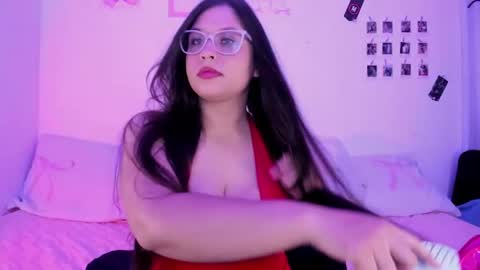 avablue4 online show from June 21, 5:39 pm