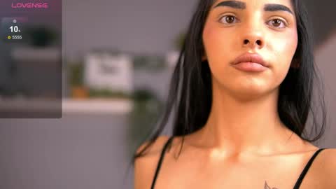 Ava online show from April 28, 2:27 am