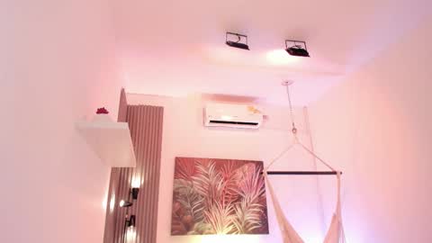 Avalon online show from December 1, 7:49 pm