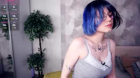 avaobierne online show from December 16, 7:20 pm