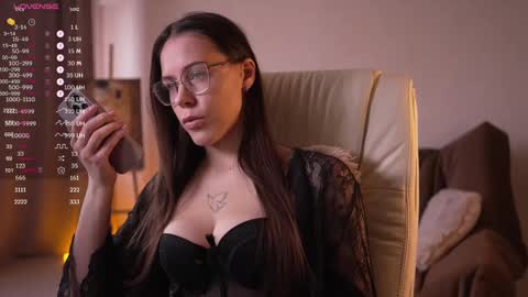 Snapshot of avelyssa chatting on February 25, 1:32 pm Goddess Alyssa   online show from February 25, 1:32 pm