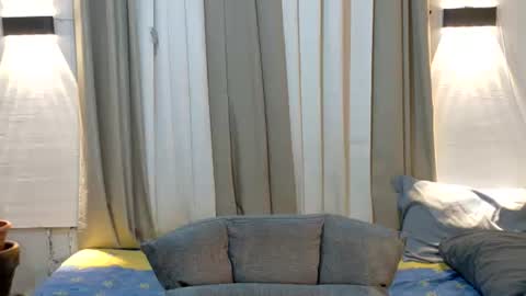 avery_7 online show from September 27, 7:37 am