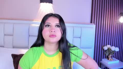 Avy  online show from April 27, 11:40 am