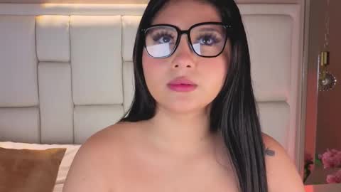 Avy  online show from January 19, 11:17 am