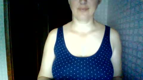 awesomeladyy online show from June 15, 6:57 am