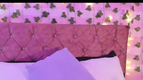 aylamarttinez online show from February 3, 1:38 am