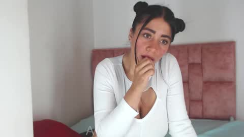 Ayla Sophia online show from September 18, 4:16 pm