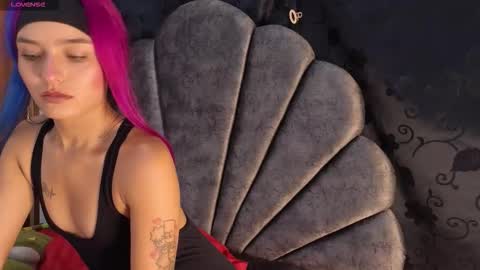 aylin777_ online show from March 12, 5:43 am