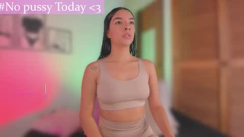 Aylin  online show from January 11, 10:37 pm