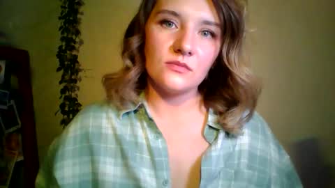 ayrix online show from October 18, 7:59 pm