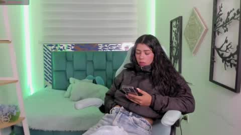 Aysha online show from July 31, 9:27 pm