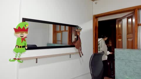 aysha_winxx online show from December 23, 3:21 am