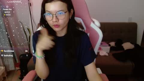 Azu  online show from March 7, 12:50 am