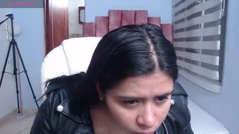 Azyl bunny online show from December 29, 3:33 am