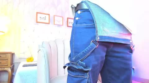 Anny online show from April 24, 3:42 am