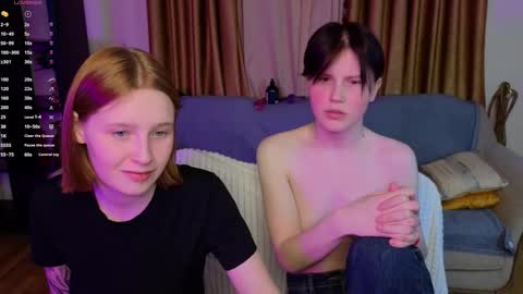 Snapshot of babees_eva chatting on September 19, 7:13 pm Sweety Eva online show from September 19, 7:13 pm
