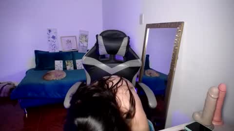 babenik_777 online show from December 21, 6:28 am