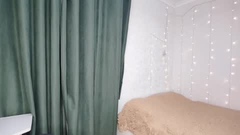 Alis online show from March 4, 6:36 pm