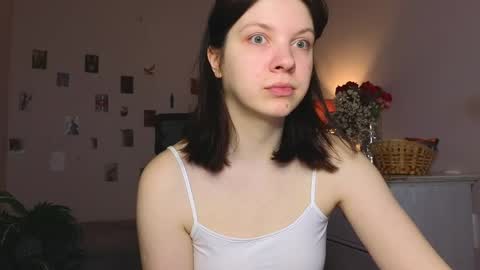 Evalena maybe just Eva online show from April 29, 6:16 am