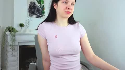 Evalena maybe just Eva online show from January 9, 5:12 am