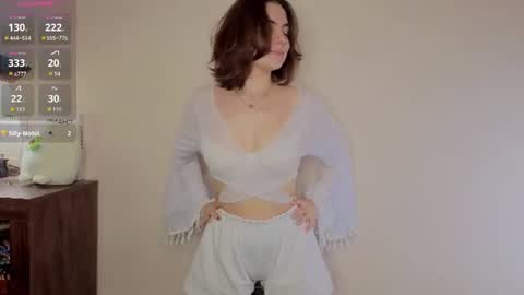 Emily online show from June 16, 7:09 am