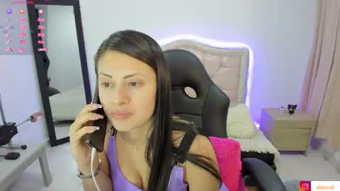 Dulce  Stefa  online show from June 11, 1:38 am