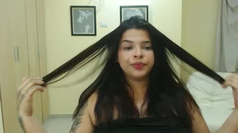 baby_peach2 online show from April 7, 1:29 am