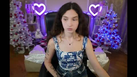 Snapshot of babyflowerr chatting on January 6, 7:56 pm Sasha online show from January 6, 7:56 pm