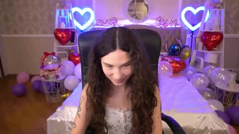 Snapshot of babyflowerr chatting on February 12, 8:18 pm Sasha online show from February 12, 8:18 pm