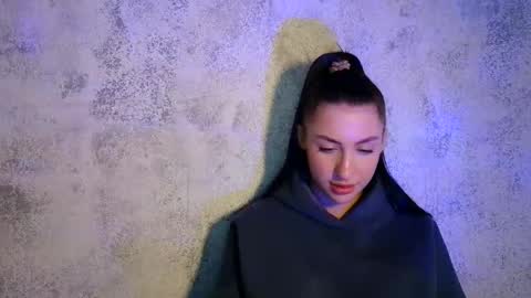 Snapshot of babyfoxie18 chatting on October 1, 3:06 pm Roxie online show from October 1, 3:06 pm