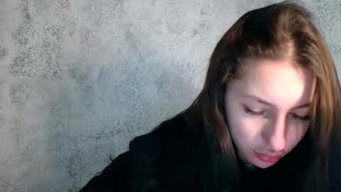 Snapshot of babyfoxie18 chatting on September 12, 10:45 am Roxie online show from September 12, 10:45 am