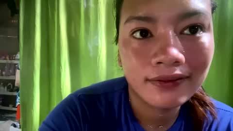 babygurl222003 online show from April 3, 12:19 am