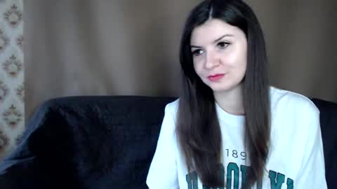 Snapshot of babykaten chatting on October 15, 3:31 am babykaten online show from October 15, 3:31 am