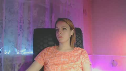 Snapshot of babymuro4ka chatting on February 14, 7:23 pm Sonya online show from February 14, 7:23 pm